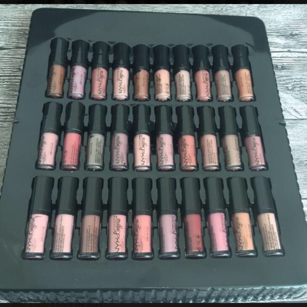NWT nyx lingerie lip cream set - Picture 1 of 1